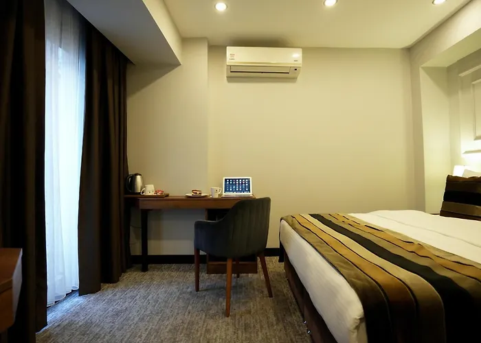 Zalel Hotels Laleli